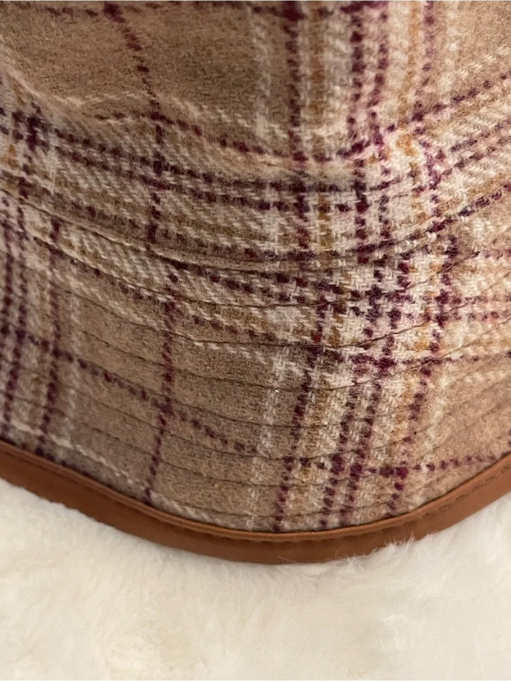 Steve Madden Bucket Hat OS Reversible Plaid camel leather Modern Streetwear